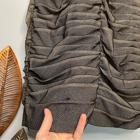 Metallic gold black ADRIANNA PAPELL Evening sleeveless sheath dress - Picture 9 of 9